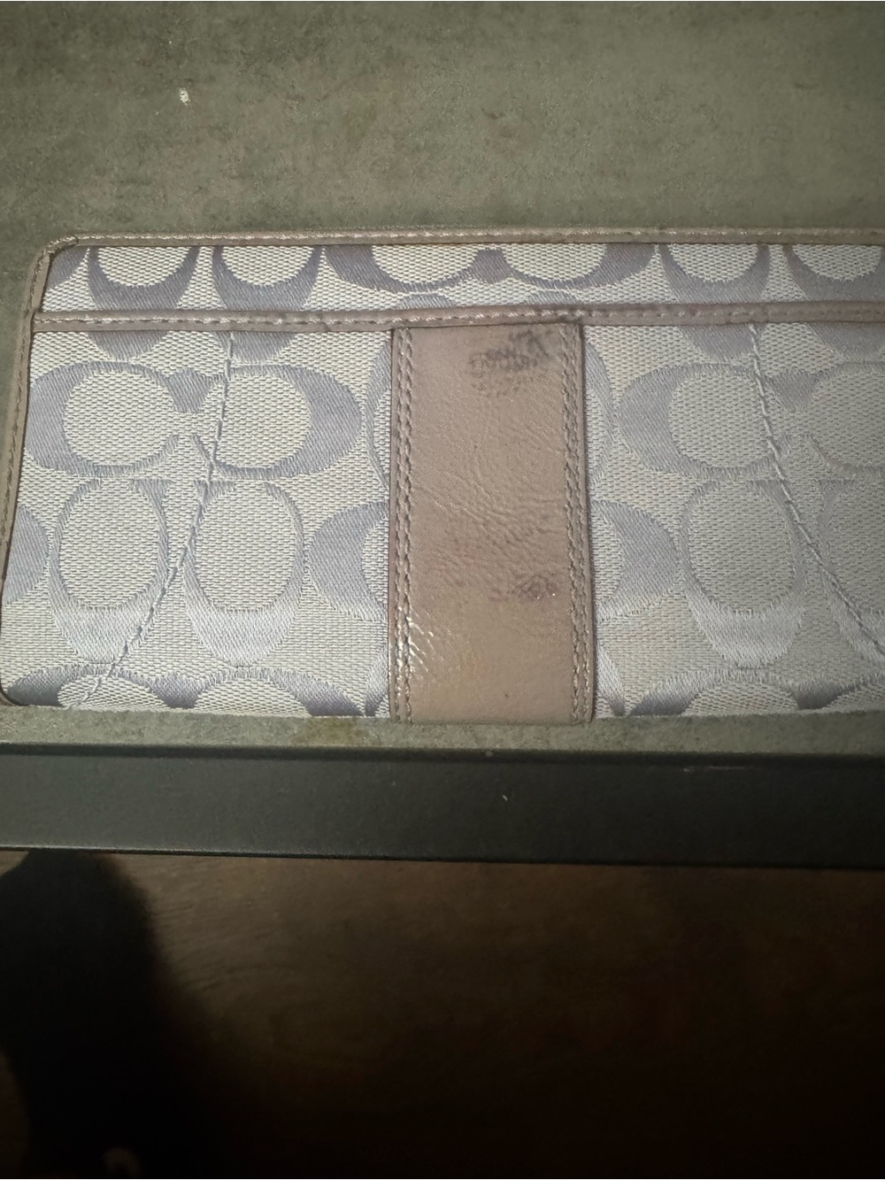 Coach Signature Canvas Wallet - Picture 5 of 8